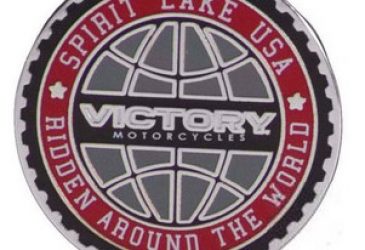 Victory Pin Globe