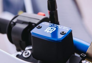 Husqvarna Lock till bromsvätskebehållare fram