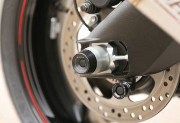 Suzuki Sliders / Hjulaxelskydd bak GSX-S 1000