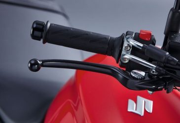 Suzuki Bromsgrepp svart SV650