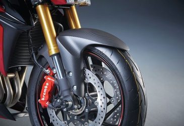 Suzuki Kolfiberframskärm GSX-S 1000