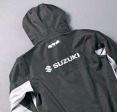Suzuki Vindjacka bak