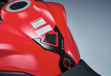Suzuki Tankpad kolfiberlook