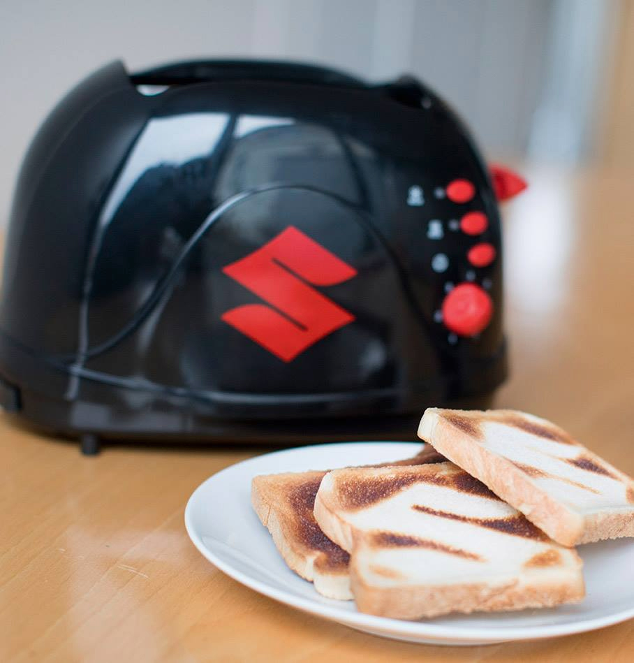 Suzuki Brödrost