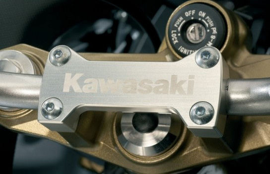 Styröverfall Kawasaki ER-6