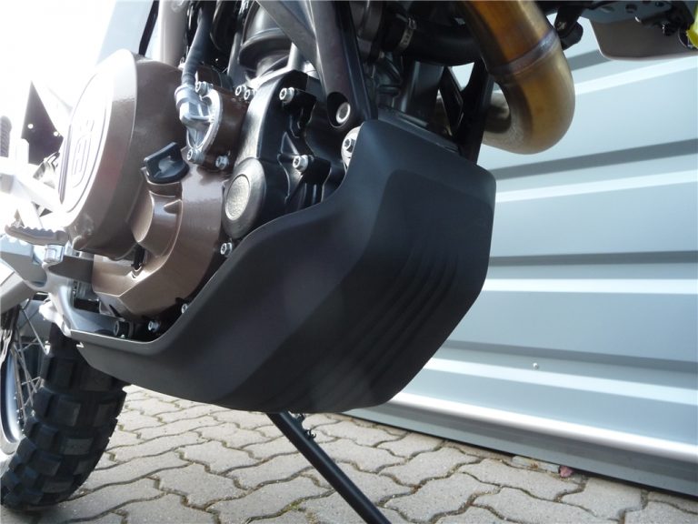 Husqvarna Skidplate i svart plast