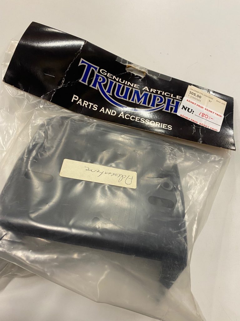 skärmförlängare triumph adventure