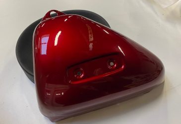 lackad panel triumph