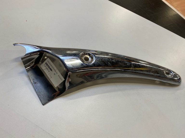 kromad bakskärm triumph