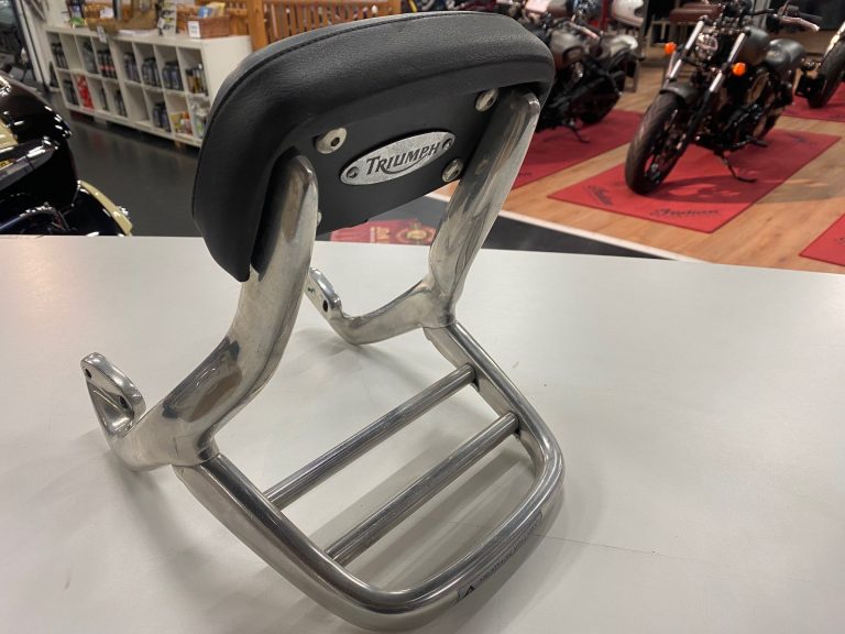 sissy bar triumph