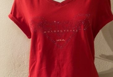 Victory Dmante red vneck tee 2863796