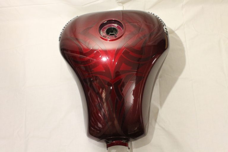 Röd tank triumph m. tribaler