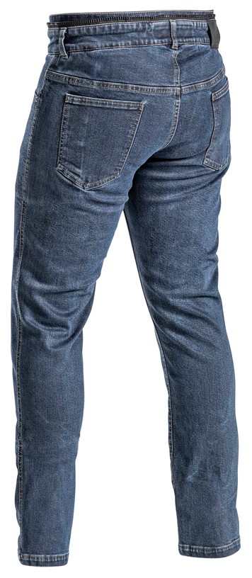 Halvarssons Rogen blå bak