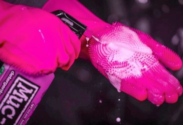 Muc-off tvätthandske