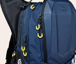 Husqvarna Dakar ryggsäck sida